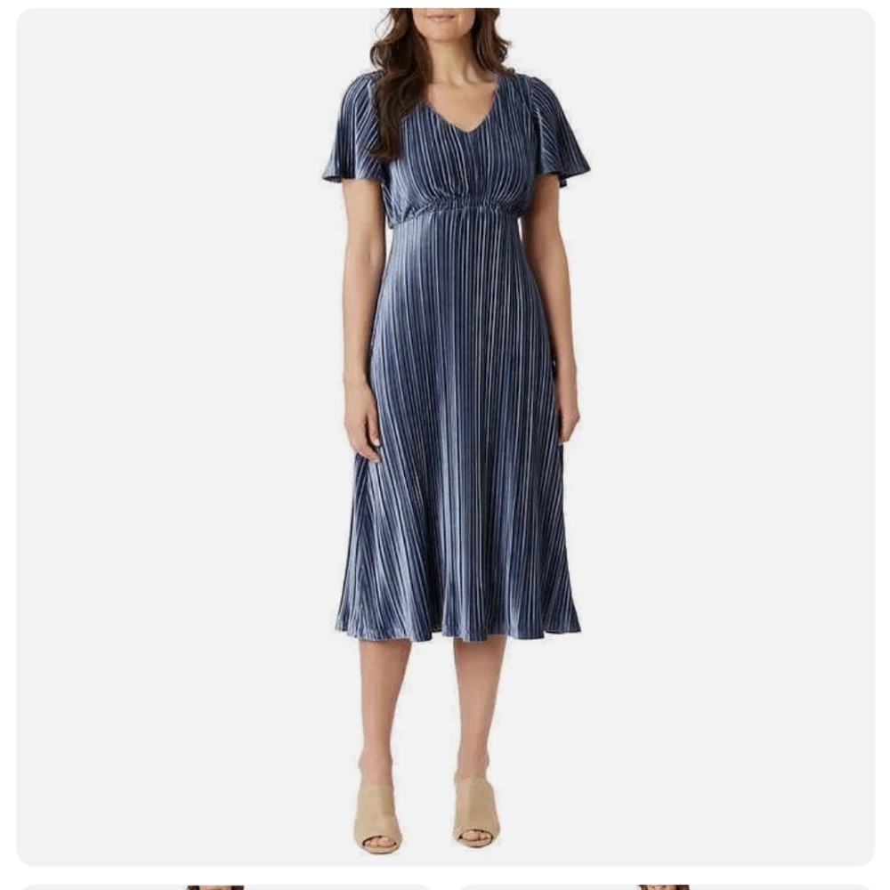 Briggs New York Blue Midi Dress